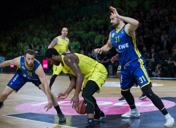 年限等条件 年限等条件