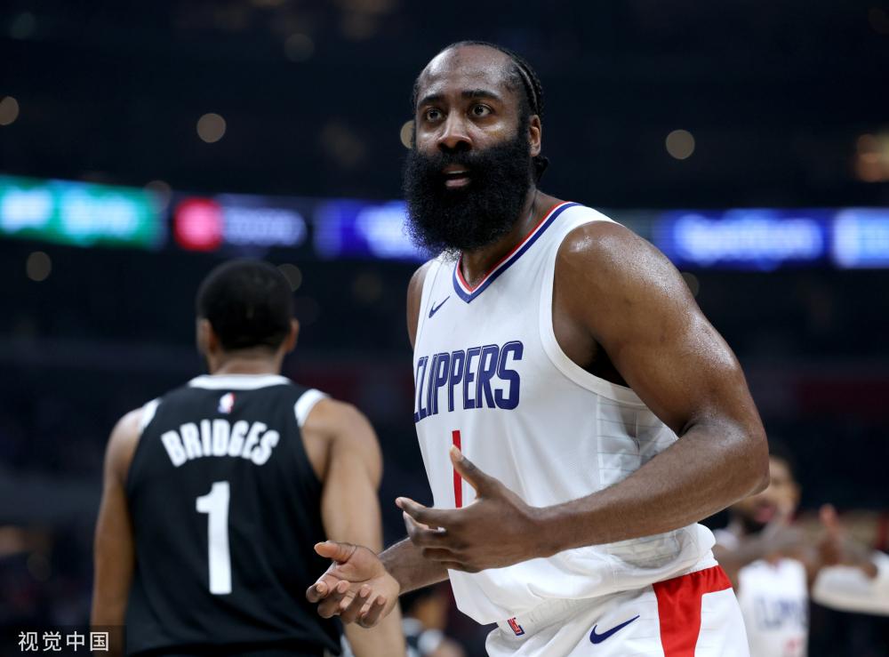 多次假摔被 多次假摔被