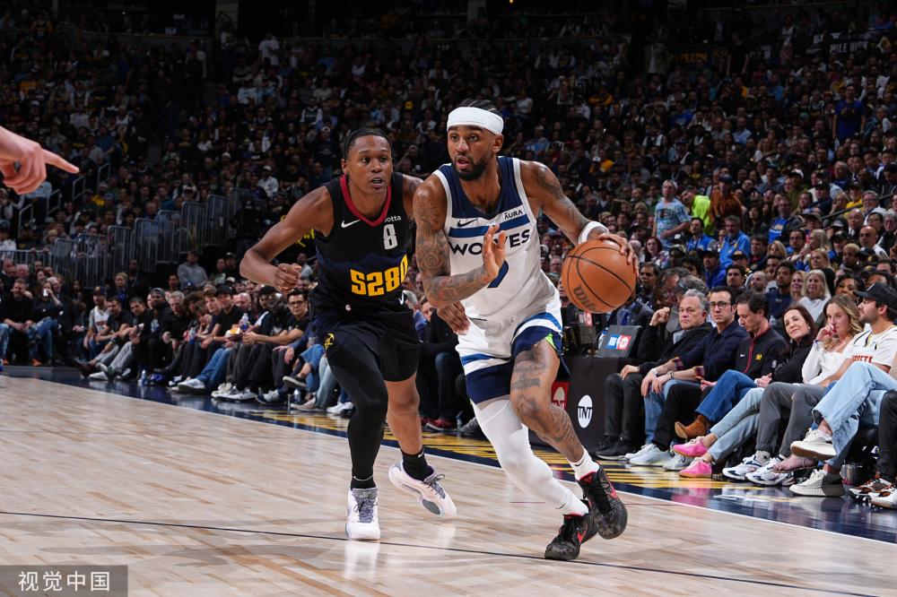 连续两季成 连续两季成