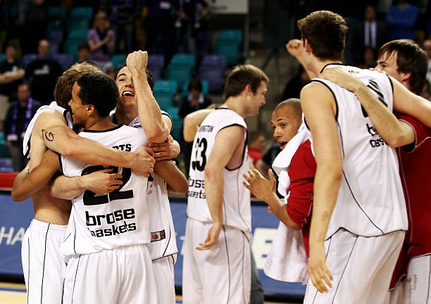 在此前几轮 在此前几轮